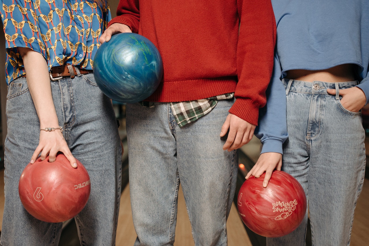 Quels sont les accessoires nécessaires pour pratiquer le bowling ?